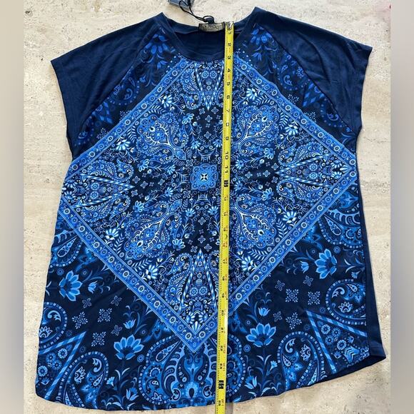 DG2 by Diane Gilman Paisley Print Navy Women Tee NWT Size M - Picture 6 of 7